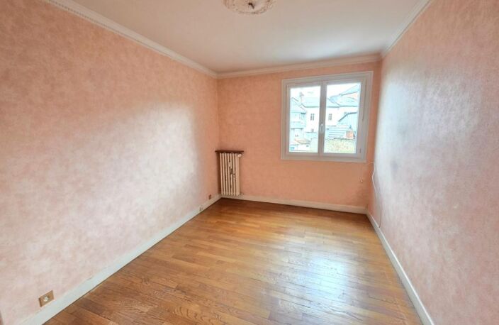 EXCLUSIVITE RUE ADRIEN TARRADE - IDEALEMENT SITUE POUR TOUTES LES COMMODITES — photo 3