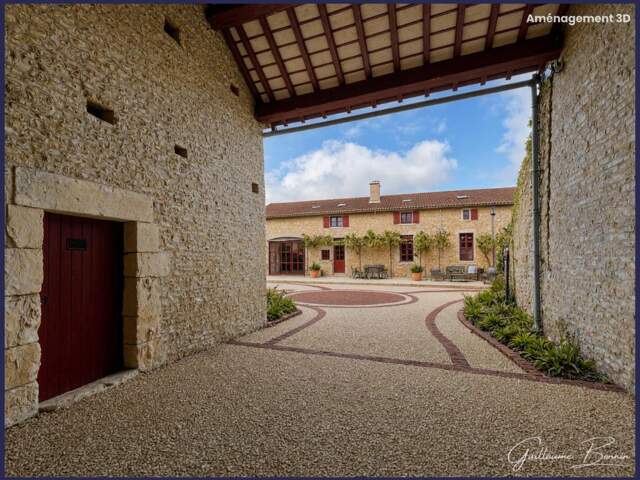 Maison Longère rénovée 7 pièces de 230m² avec 5 chambres + porche d'entrée avec cour, jardin et dépendances à 35 minutes de Poitiers — photo du bien