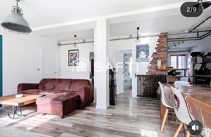 appartement avec belle surface , 4 CHAMBRES , clair et au calme . — photo 2