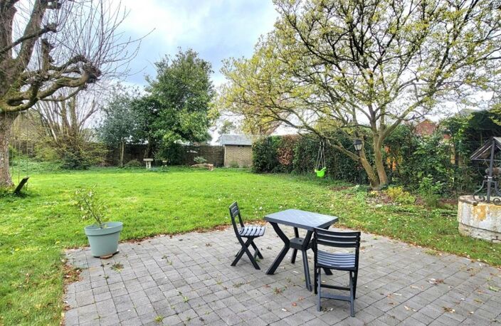 Yvetôt Centre : Superbe Propriété 1900 rénovée 171 m² avec 5 CH, Jardin 600 m², Terrasse Sud & PK ... Opportunité ! — photo 3