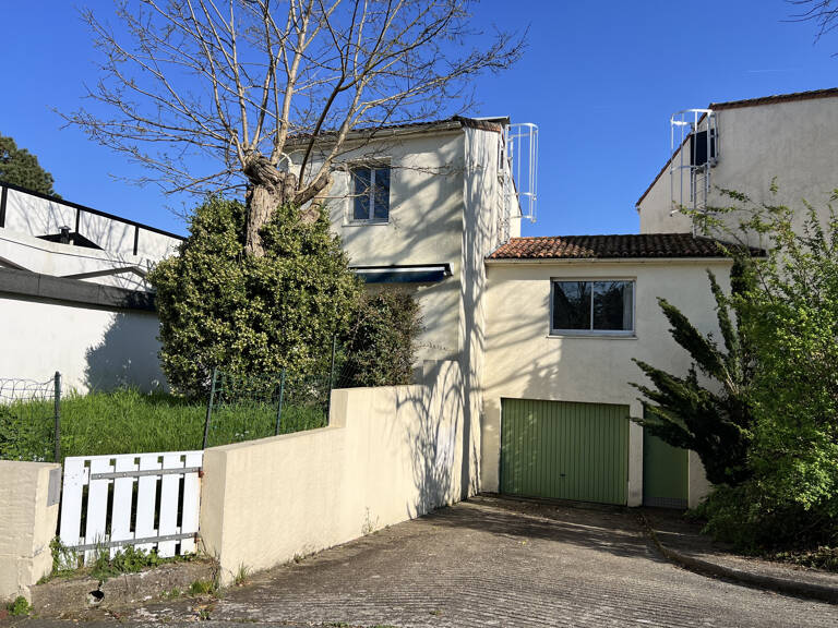 ROYAN - QUARTIER DU PARC - 200 M PLAGE - T3 AVEC JARDIN ET PARKING - GARAGE en option — photo 1