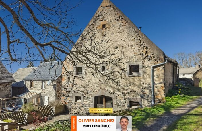 Maison de caractère avec 2 gîtes - SAINT BONNET PRES ORCIVAL (63) — photo 3