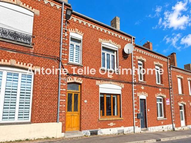 Le Cateau - Maison à conforter avec jardin en accès sur deux rues sur 420m² — photo du bien