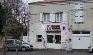 Immeuble  48 m² à vendre à Ruffec (16700)