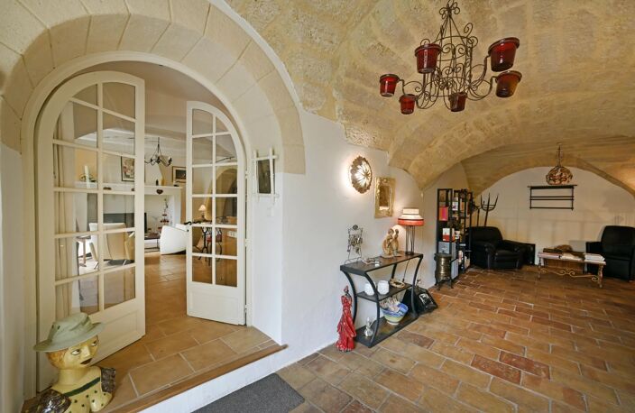 Authentique maison de village en pierre avec jardin et piscine, — photo 2