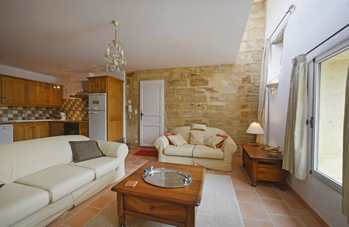 Authentique maison de village en pierre avec jardin et piscine, — photo 4