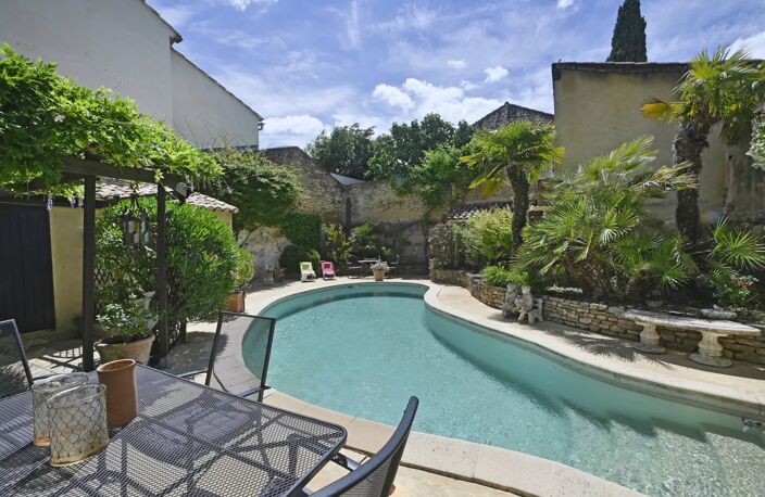 Authentique maison de village en pierre avec jardin et piscine, — photo 5