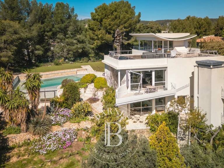 VENTE - CASSIS - 5 CHAMBRES - PISCINE - VUE SPECTACULAIRE — photo 1