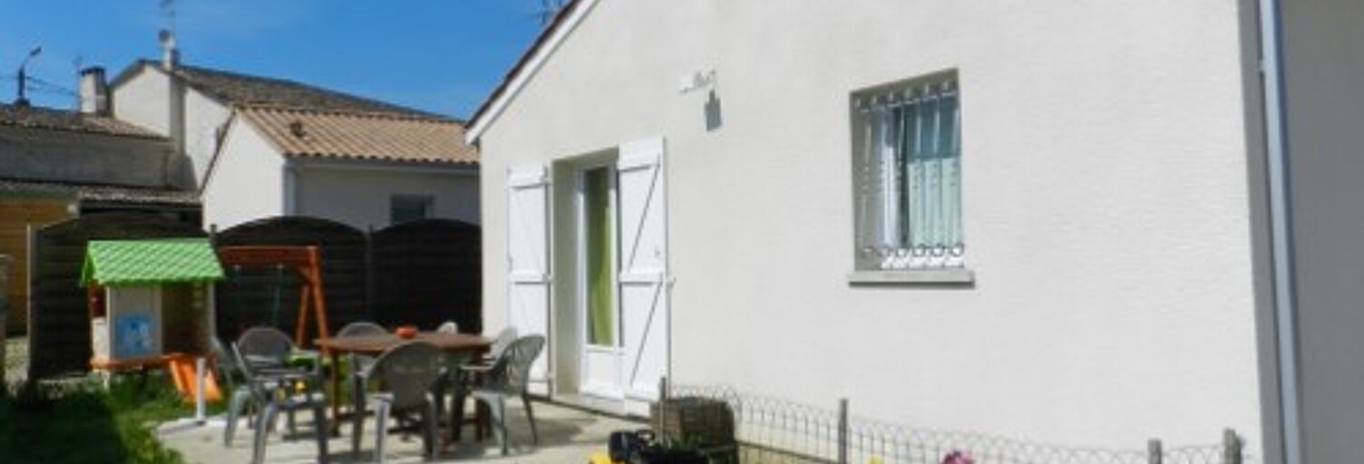 Maison 4 Pièces 90 m² à louer à Galgon (33133)