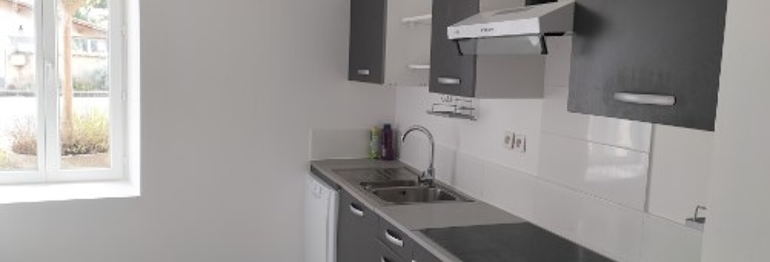 Maison 3 Pièces 70 m² à louer à Fronsac (33126)