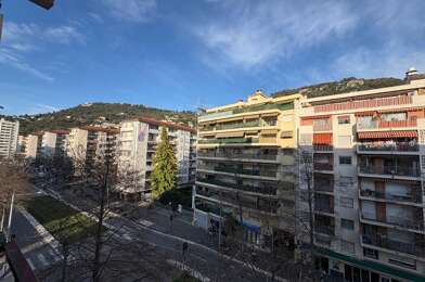 Appartement 3 pièces 223000 €