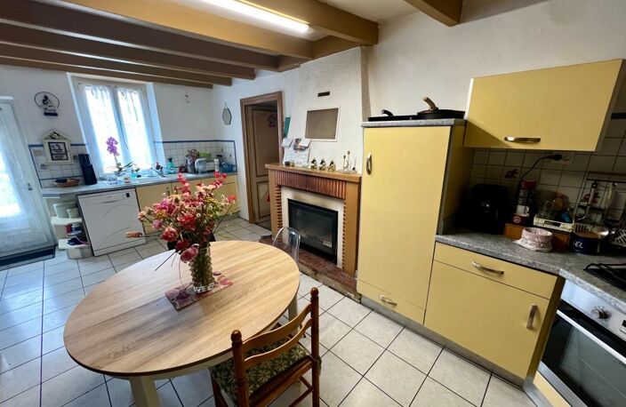 Maison À Vendre EPARGNES 4 pièces — photo 3