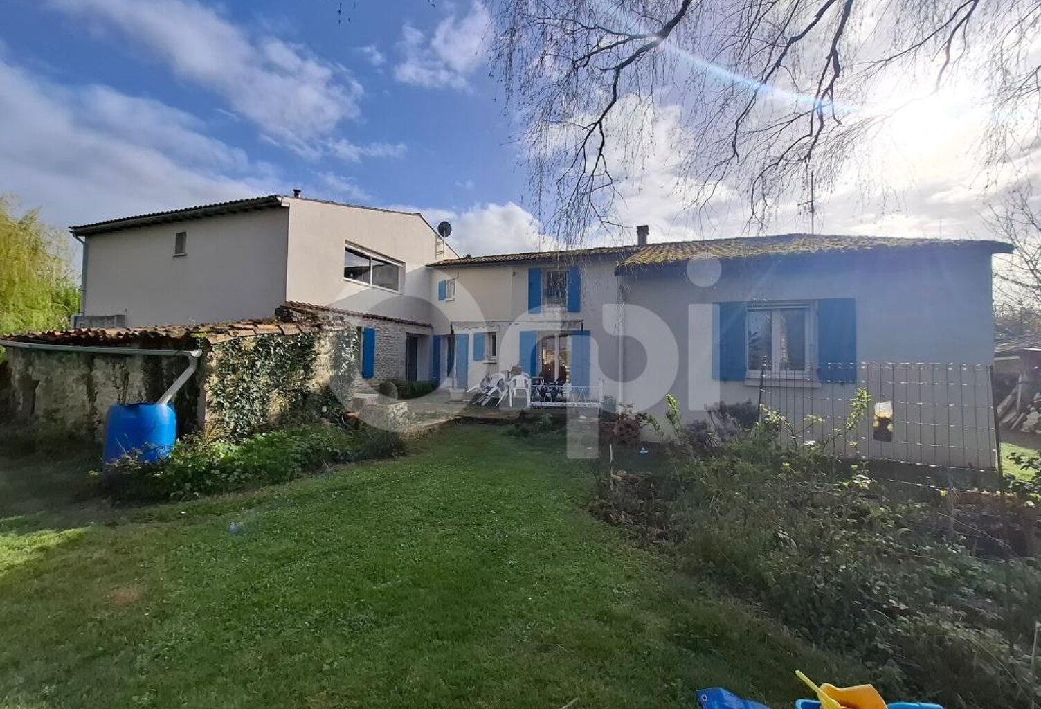 Meursac - Maison ancienne 290m² habitables — photo 1
