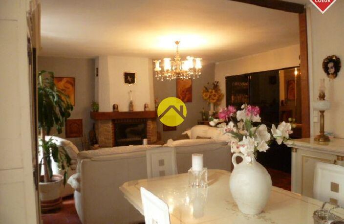 MAISON INDEPENDANTE AVEC JARDIN — photo 2