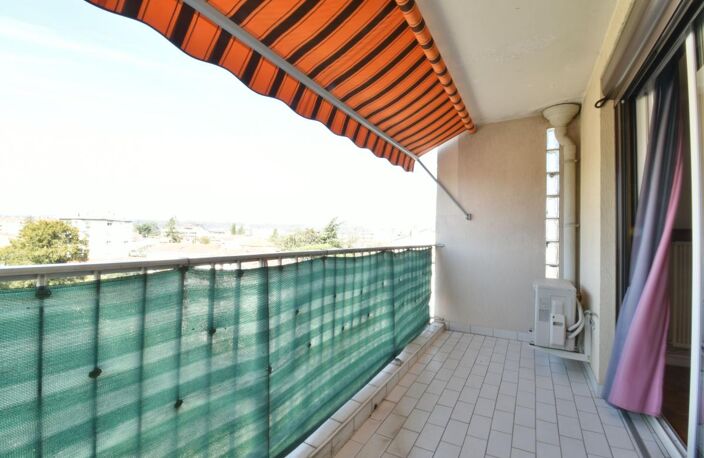 Appartement 64m² avec balcon et cave — photo 3