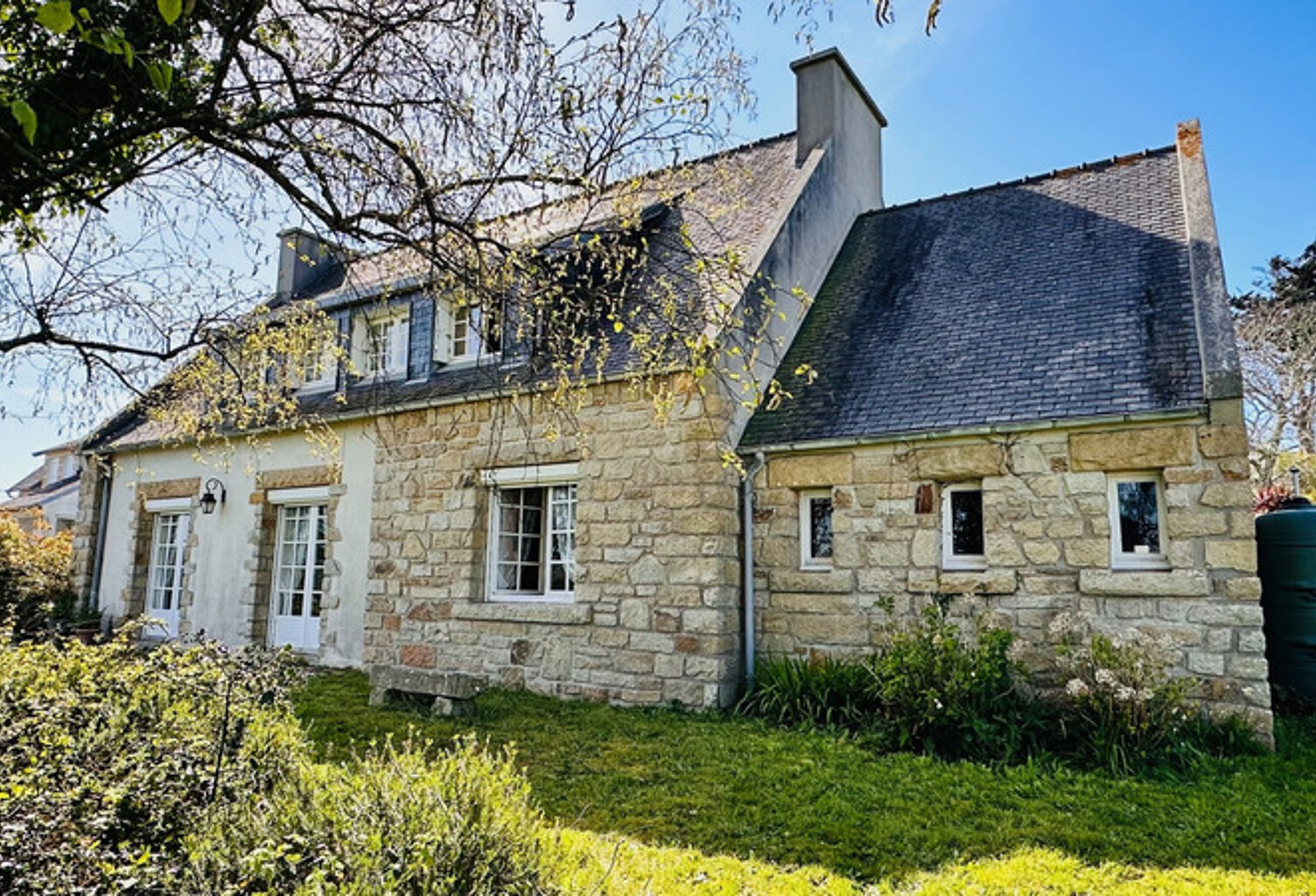 Maison traditionnelle d'Exception à Roscanvel — photo 1