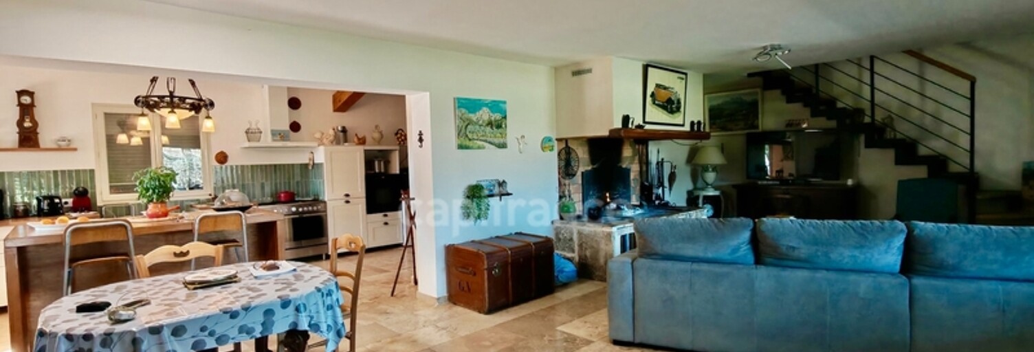 Maison 5 Pièces 188 m² à vendre à Arles (13200)