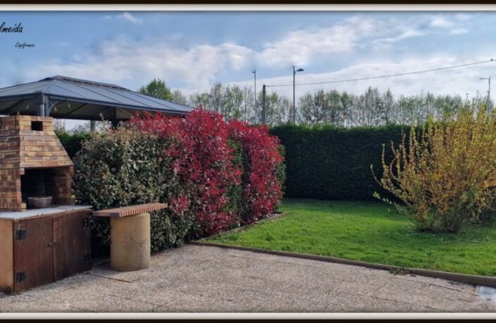 Maison à vendre 5 pièces SENNECE LES MACON (71)terrain clos 1600 m² piscine — photo 3