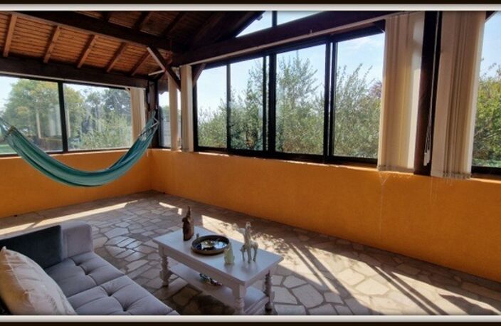 Maison à vendre 5 pièces SENNECE LES MACON (71)terrain clos 1600 m² piscine — photo 5