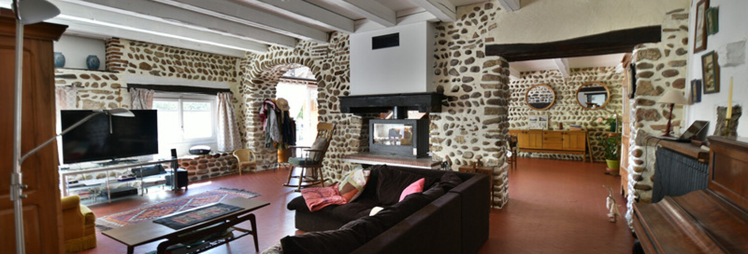 Maison 8 Pièces 275 m² à vendre à Druillat (01160)