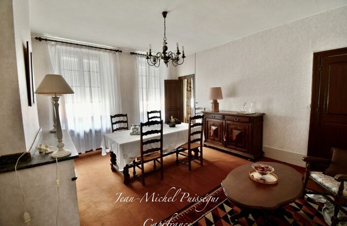 Immeuble 220m2 à Vendre à SAINT GAUDENS (31), Centre-ville, 5 Appartements, Jardin — photo 2