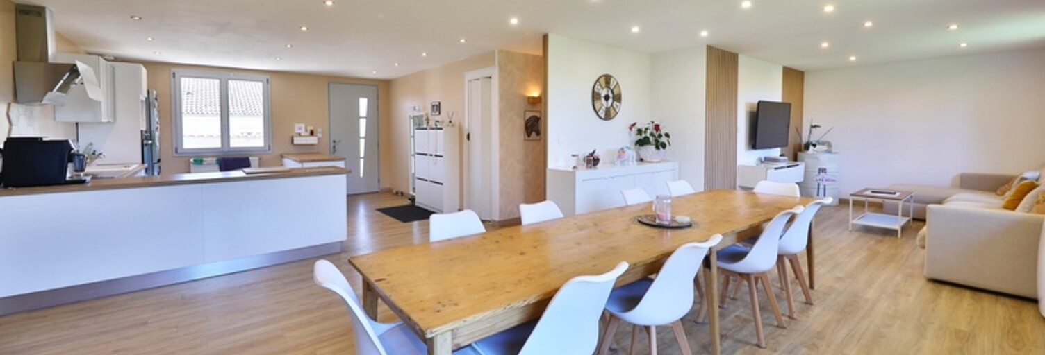 Maison 4 Pièces 115 m² à vendre à Val-Revermont (01370)