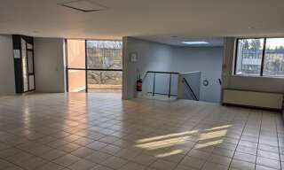 Bureau 9 Pièces 154 m² à louer à Barberaz (73000)