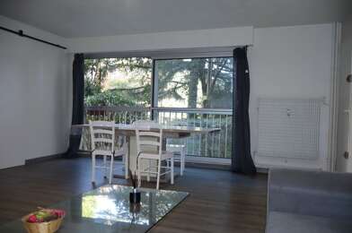 Appartement 4 pièces 240000 €
