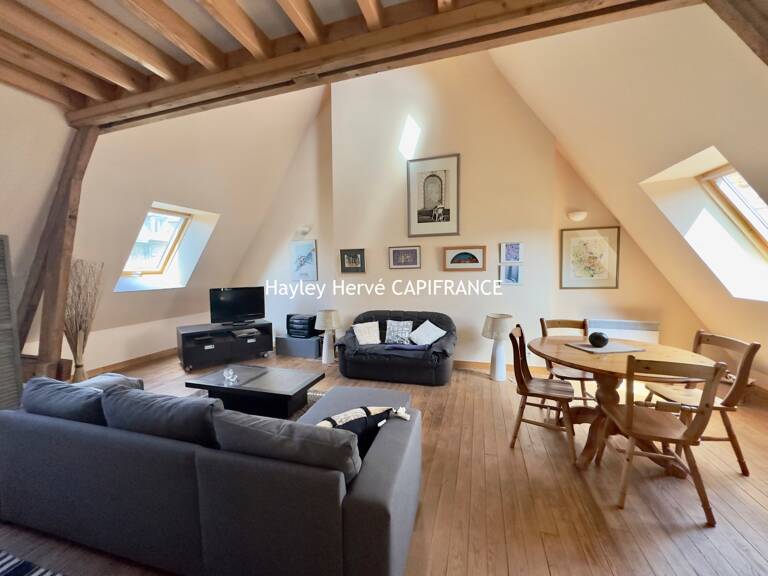 IMMEUBLE EN CENTRE-VILLE DE MORTAIN – LOCAL COMMERCIAL + APPARTEMENT 178M2 Mortain (50) — photo 1
