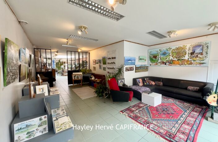 IMMEUBLE EN CENTRE-VILLE DE MORTAIN – LOCAL COMMERCIAL + APPARTEMENT 178M2 Mortain (50) — photo 3