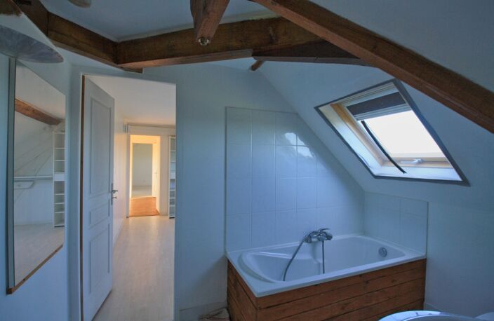 Longère de 178 m², 3 suites parentales, sur 6200 m² de terrain — photo 3