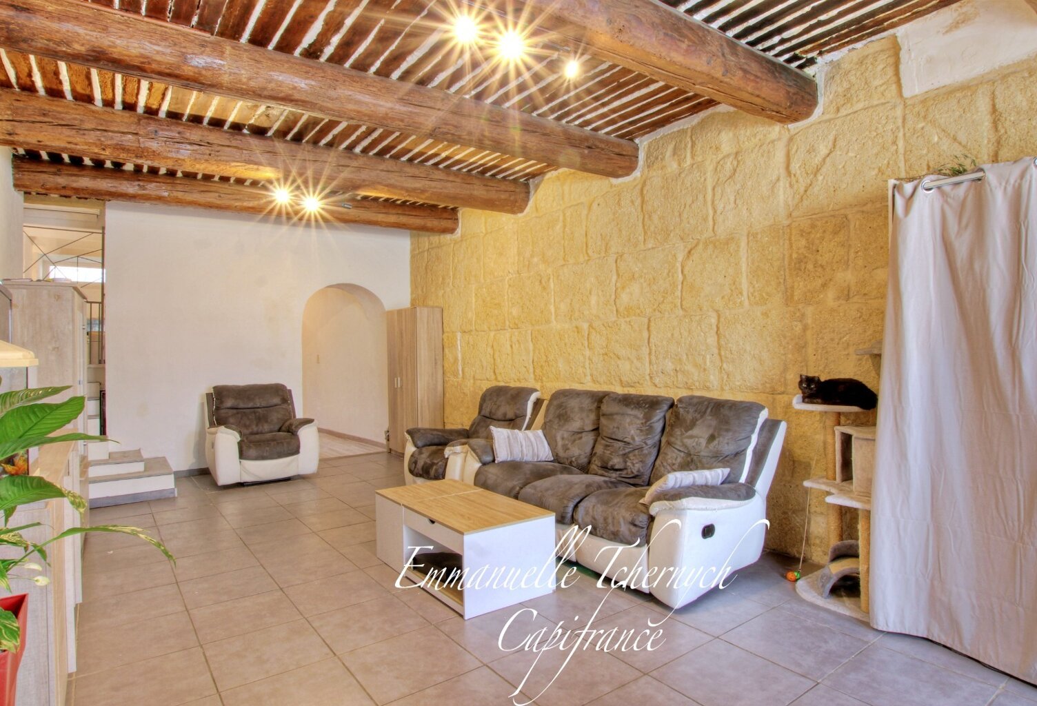 Maison T4 de ville de caractère – 95 m² – Cœur de Miramas (13) — photo 1
