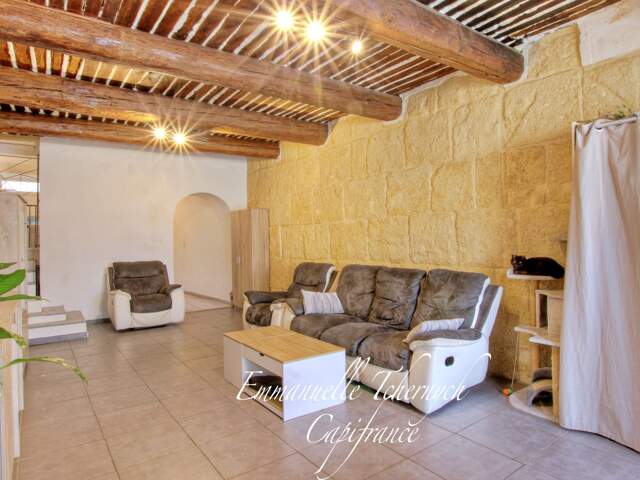 Maison T4 de ville de caractère – 95 m² – Cœur de Miramas (13) — photo du bien