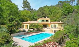 Maison 7 Pièces 216 m² à vendre à Le Rouret (06650)