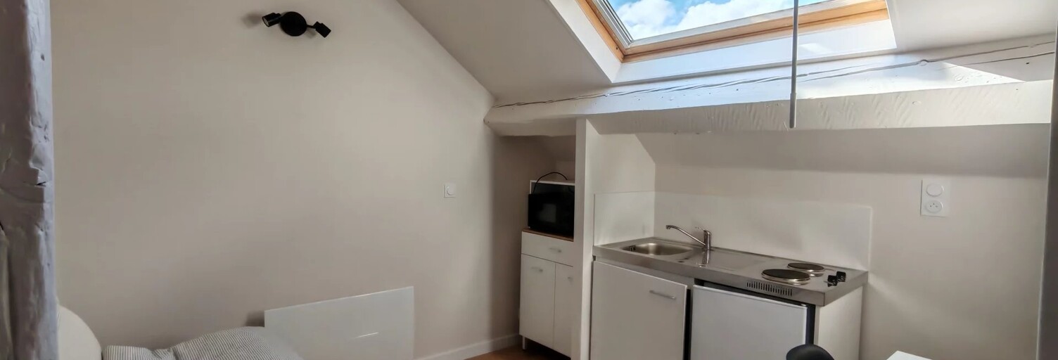 Appartement 1 Pièce 9 m² à louer à Besançon (25000)