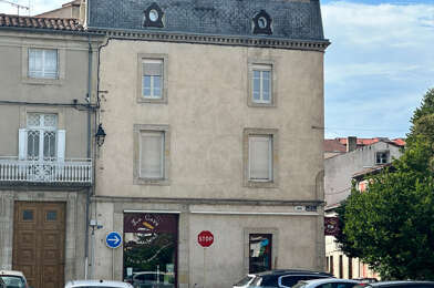 Immeuble  617100 €