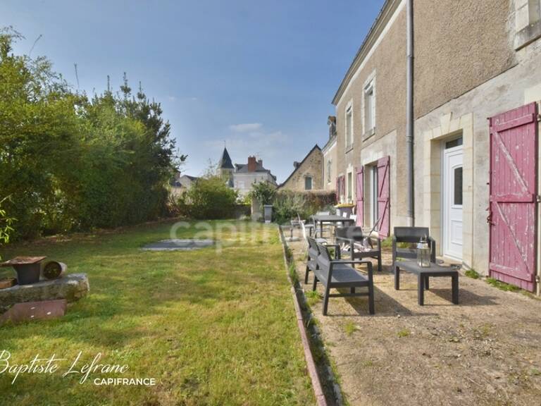 Maison de caractère avec grand jardin et dépendances - 190 m² à BAUGÉ EN ANJOU — photo 1