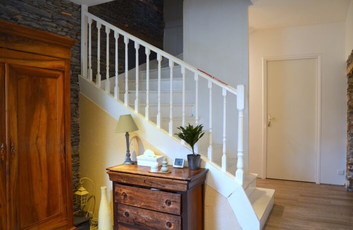 Maison 9 pièces et studio – Candé (49) — photo 3