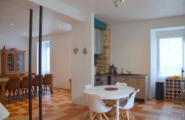 Maison 9 pièces et studio – Candé (49) — photo 5