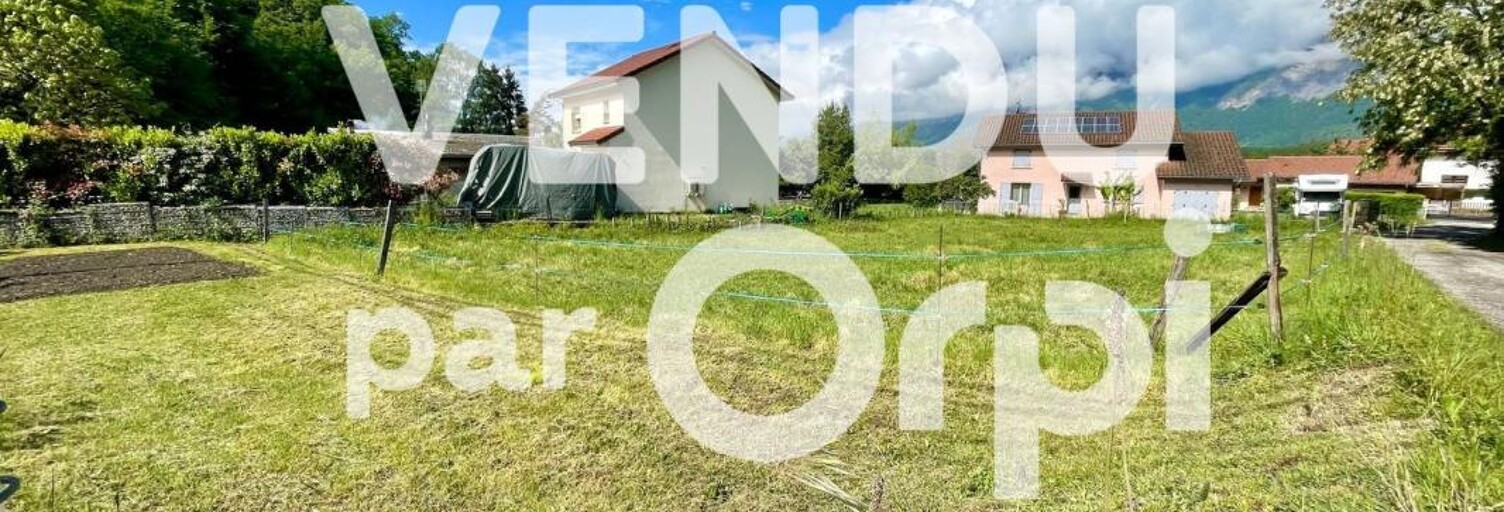 Terrain  972 m² à vendre à La Pierre (38570)