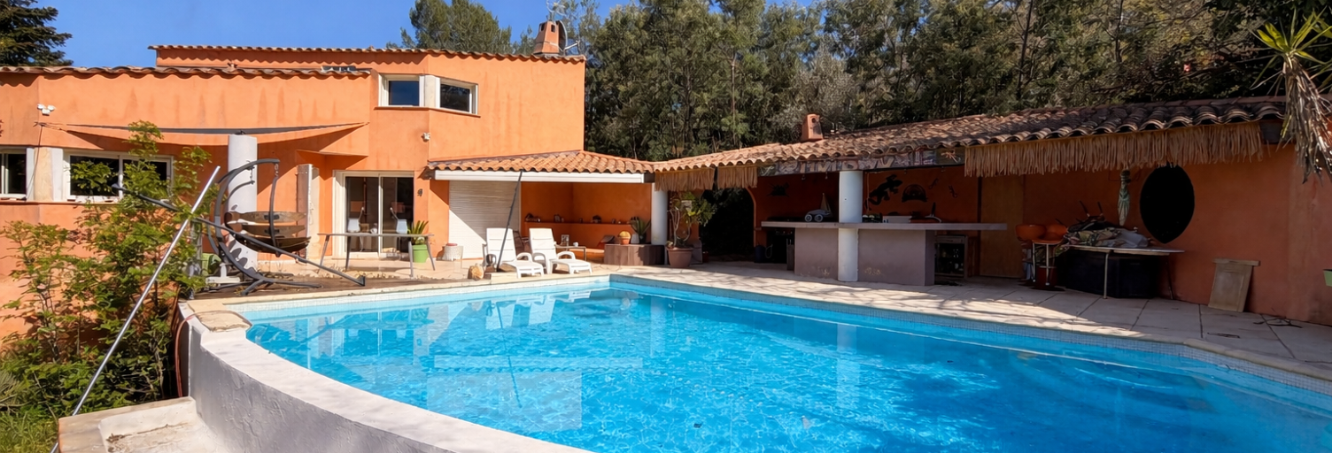 Maison 4 Pièces 135 m² à vendre à Pierrefeu-du-Var (83390)