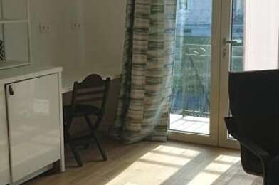 Appartement 1 pièces 700 €