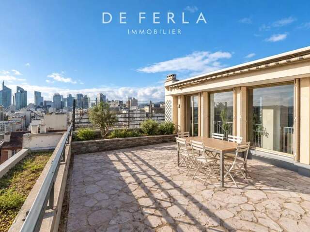 Duplex au dernier étage — Terrasse panoramique — COURBEVOIE / ÎLE DE LA JATTE — photo du bien