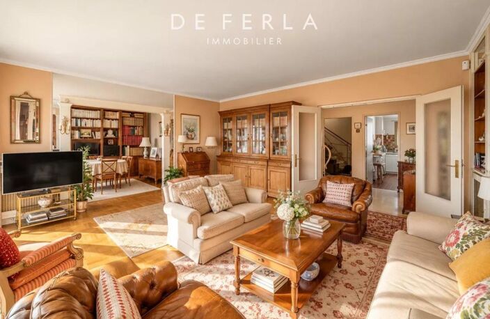 Duplex au dernier étage — Terrasse panoramique — COURBEVOIE / ÎLE DE LA JATTE — photo 4