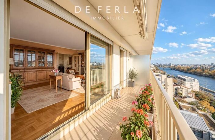 Duplex au dernier étage — Terrasse panoramique — COURBEVOIE / ÎLE DE LA JATTE — photo 5