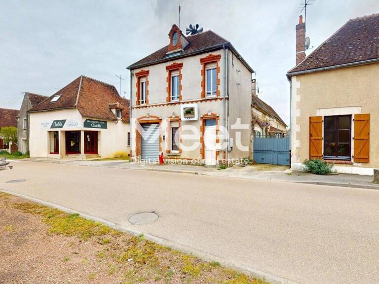 Maison type Studio avec Garage et Atelier — photo 1