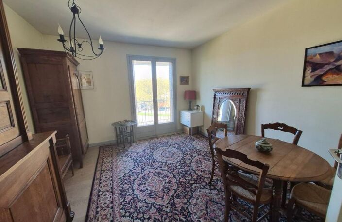 Appartement À Vendre 72 m², 2 chambres, Balcon, Garage, Grenier — photo 2