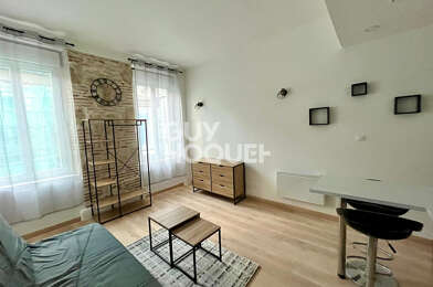 Appartement 1 pièces 360 €