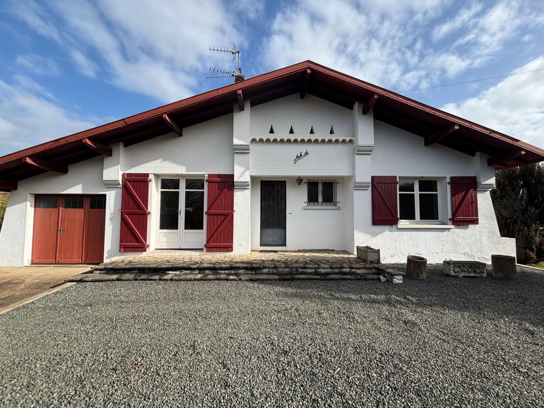 Villa / Maison  T4 à vendre Cambo-les-Bains 64250