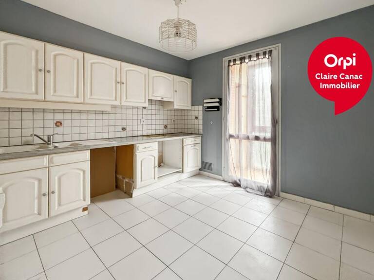 Appartement À Vendre — photo 1